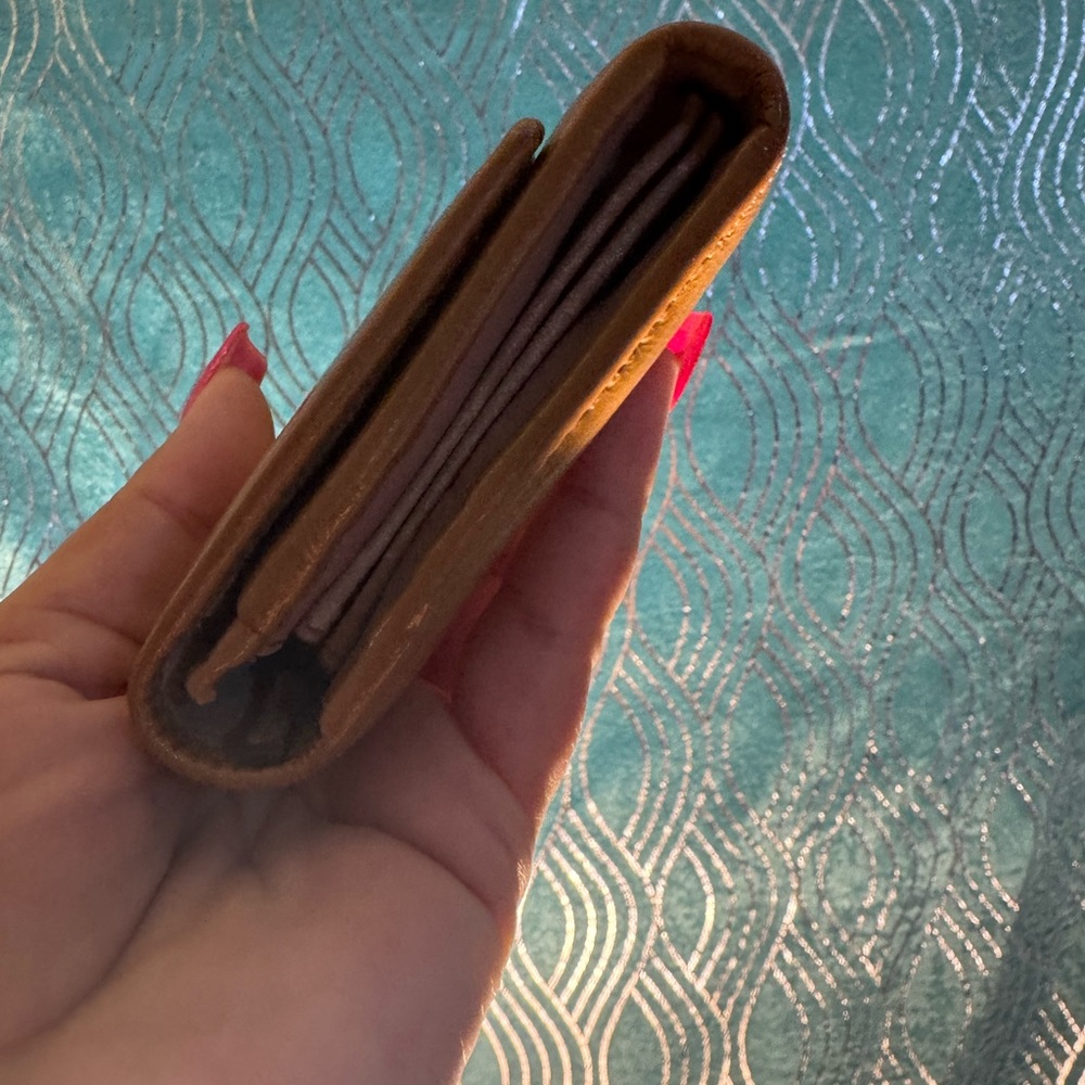 Gucci Soho patent leather wallet - Picture 6 of 13